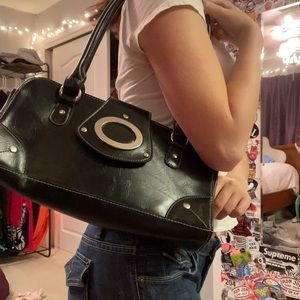 VINTAGE SHOULDER BAG